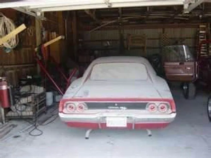 1968 Dodge Charger Barn Find