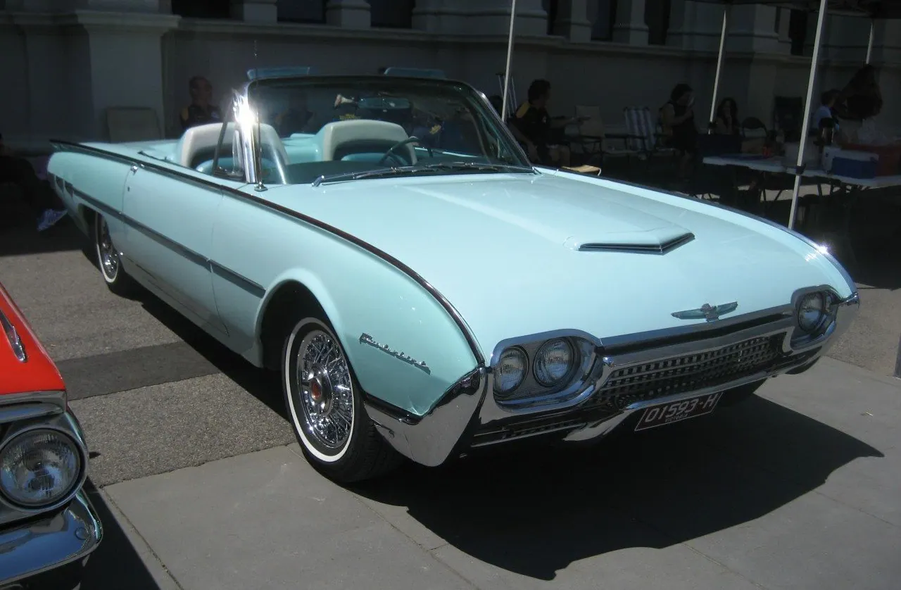 1962 Ford Thunderbird