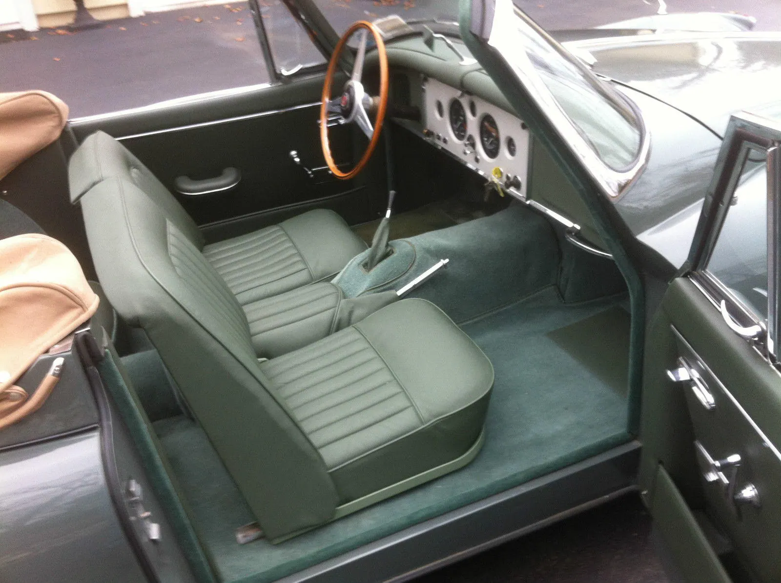 1958 Jaguar Interior
