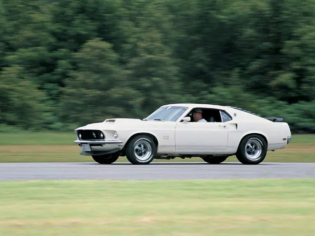 mump_0106_01_z-1969_ford_mustang_boss_429-side_view